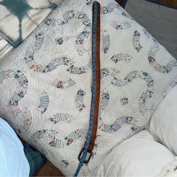 VINTAGE HANDMADE 70’s 2” WIDE TOOLED BURNISHED LEATHER BELT BOHO WESTERN HIPPIE - Picture 13 of 14